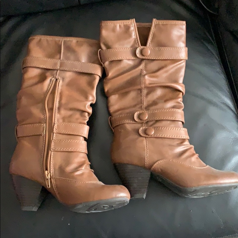 Call it Spring brown button boots